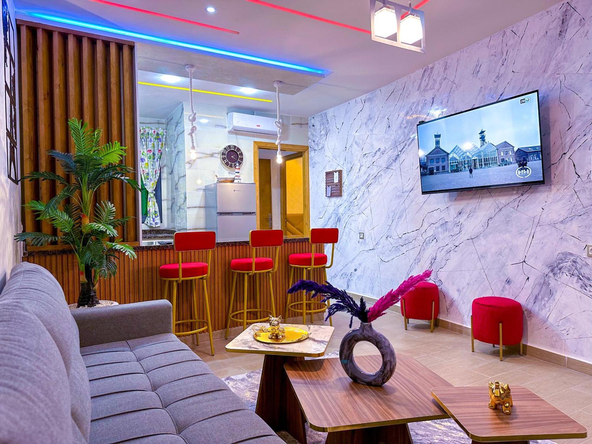 Veluxa - Luxury Holiday Homes - Centric Flat Танжер Екстериор снимка