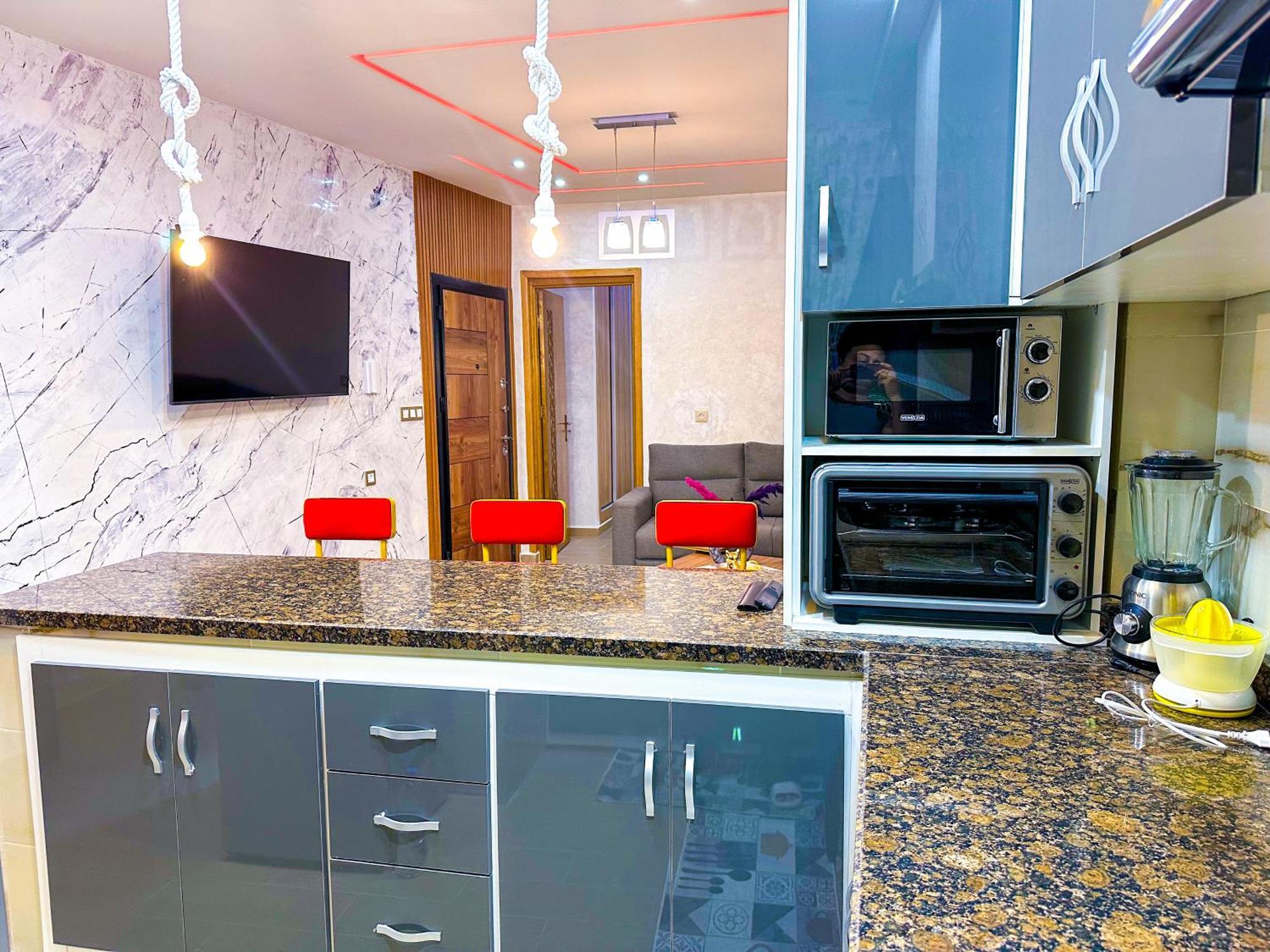 Veluxa - Luxury Holiday Homes - Centric Flat Танжер Екстериор снимка