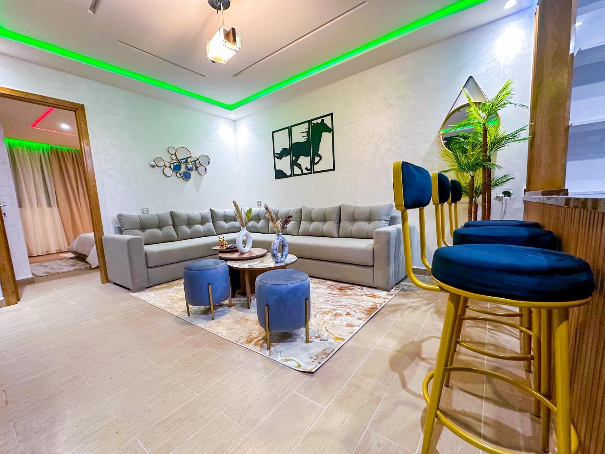 Veluxa - Luxury Holiday Homes - Centric Flat Танжер Екстериор снимка