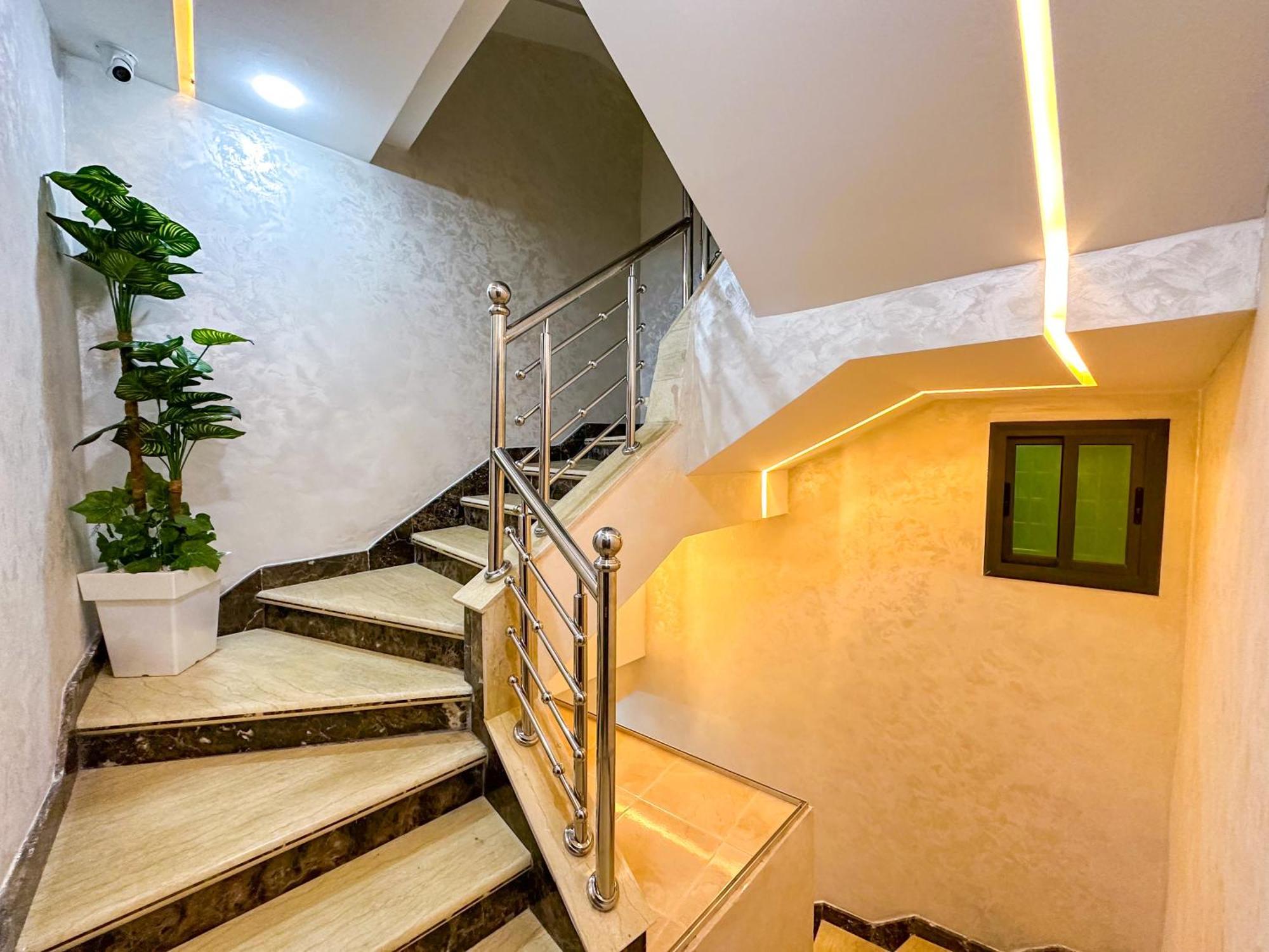 Veluxa - Luxury Holiday Homes - Centric Flat Танжер Екстериор снимка