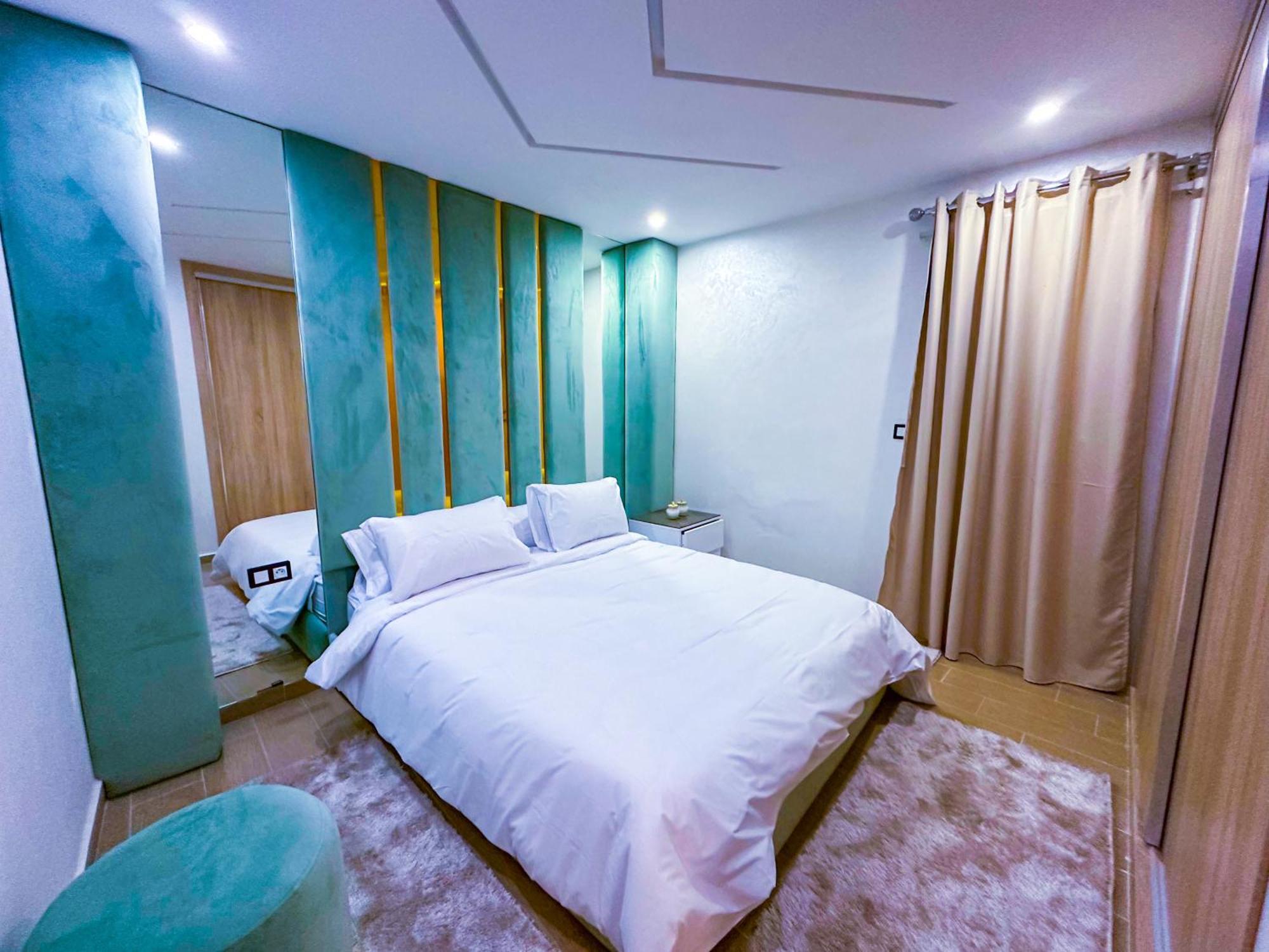 Veluxa - Luxury Holiday Homes - Centric Flat Танжер Екстериор снимка